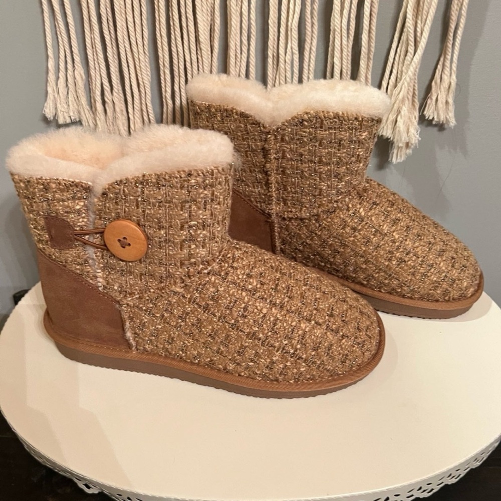 Bernie Mev. Woven Chestnut Boots